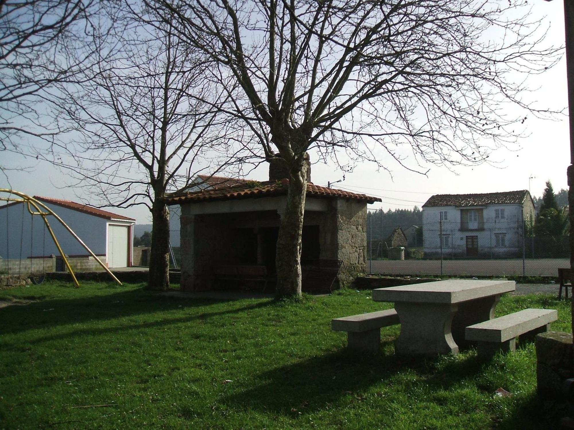 Pensión Plaza Quintáns Exterior foto